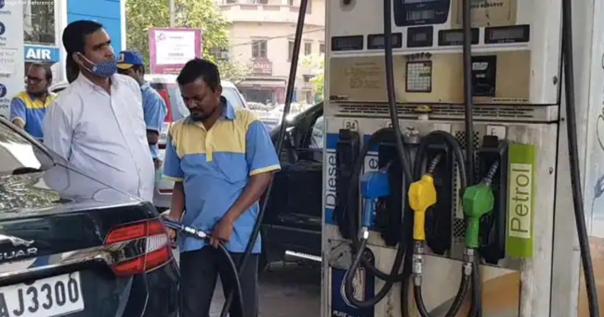 Maharashtra to get some relief from skyrocketing fuel prices as CM Shinde announces to reduce VAT
